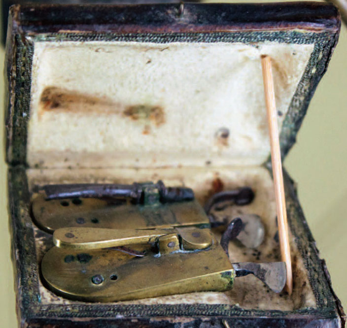 A bloodletting kit